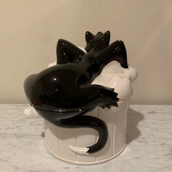 Rare NEW 1994 Sylvester Cookie jar collectible - Picture 2 of 10